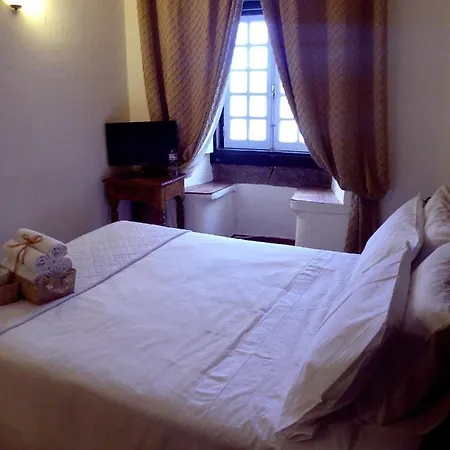 Casa Do Fontanário De - Turismo De Habitação Pensión Óbidos