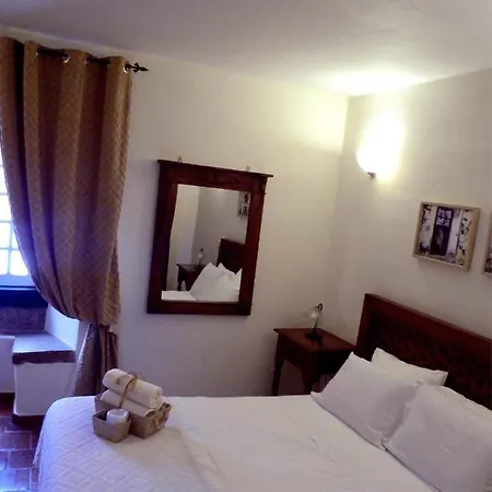 Casa Do Fontanario De - Turismo De Habitacao Penzion Óbidos